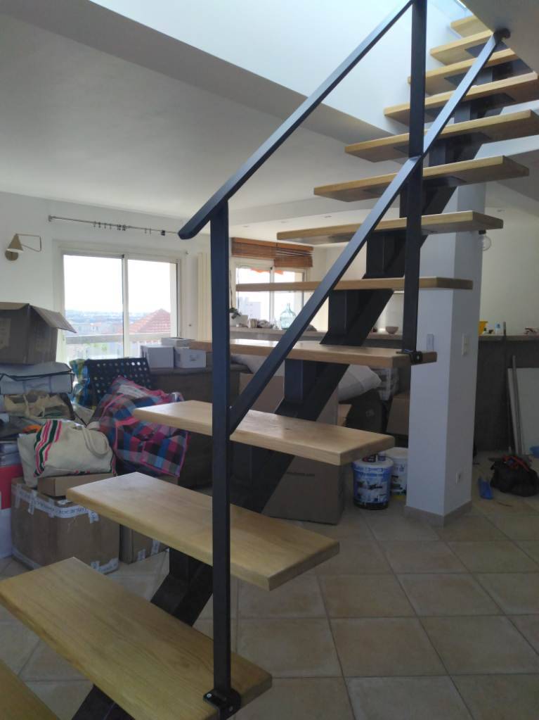 Fabrication de marches d'escaliers en chêne Marseille Bouches-du-Rhône